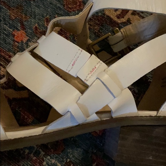 Elliot Lucca Leather Lena Sandals - Picture 8 of 8